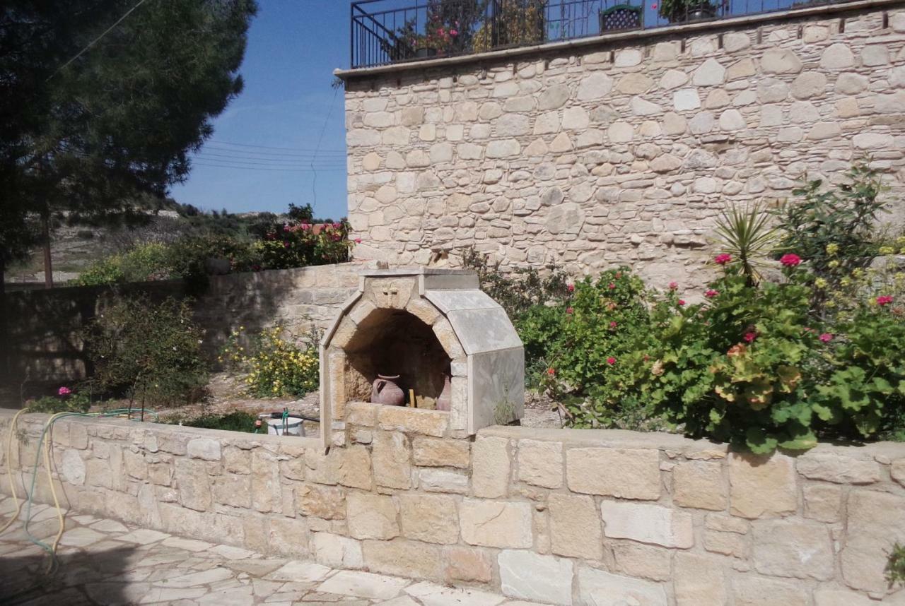 Вилла Lantana Stone House Lemona Экстерьер фото